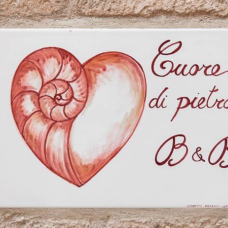 Cuore Di Pietra B&B Полиньяно-а-Маре Экстерьер фото