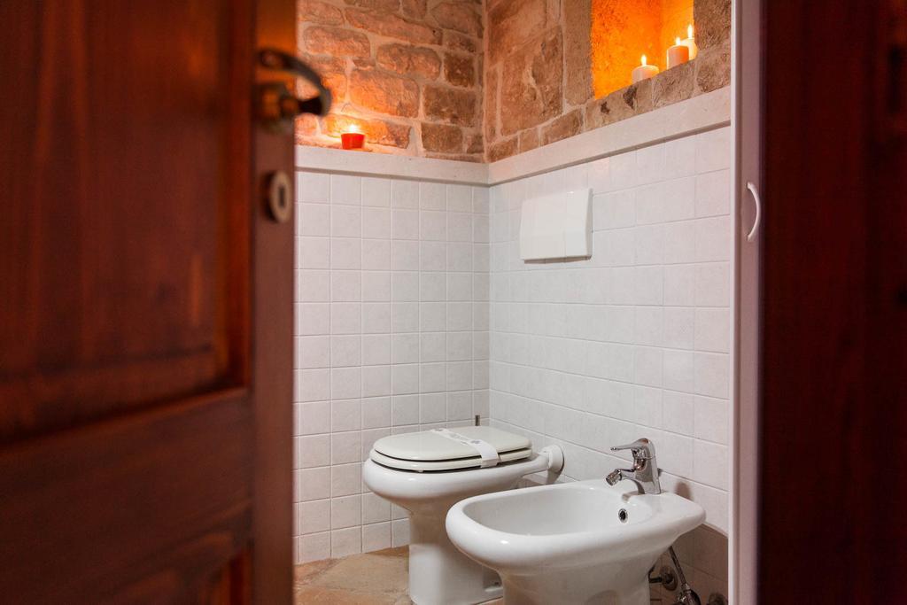 Cuore Di Pietra B&B Полиньяно-а-Маре Экстерьер фото